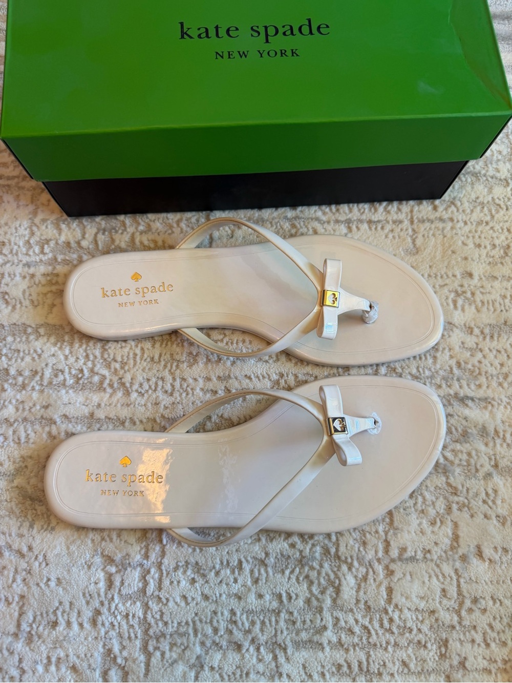 Kate Spade New York Women's Tatum Thong Sandals - Picture 4 of 10